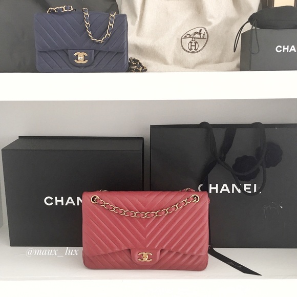 🌸SOLD🌸 Lambskin Chevron Jumbo Double Flap - Picture 8 of 8